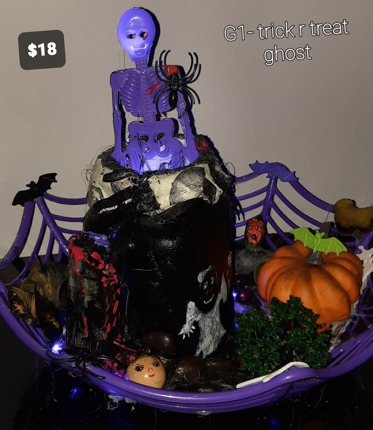 Scary bottles & centerpiece Collection