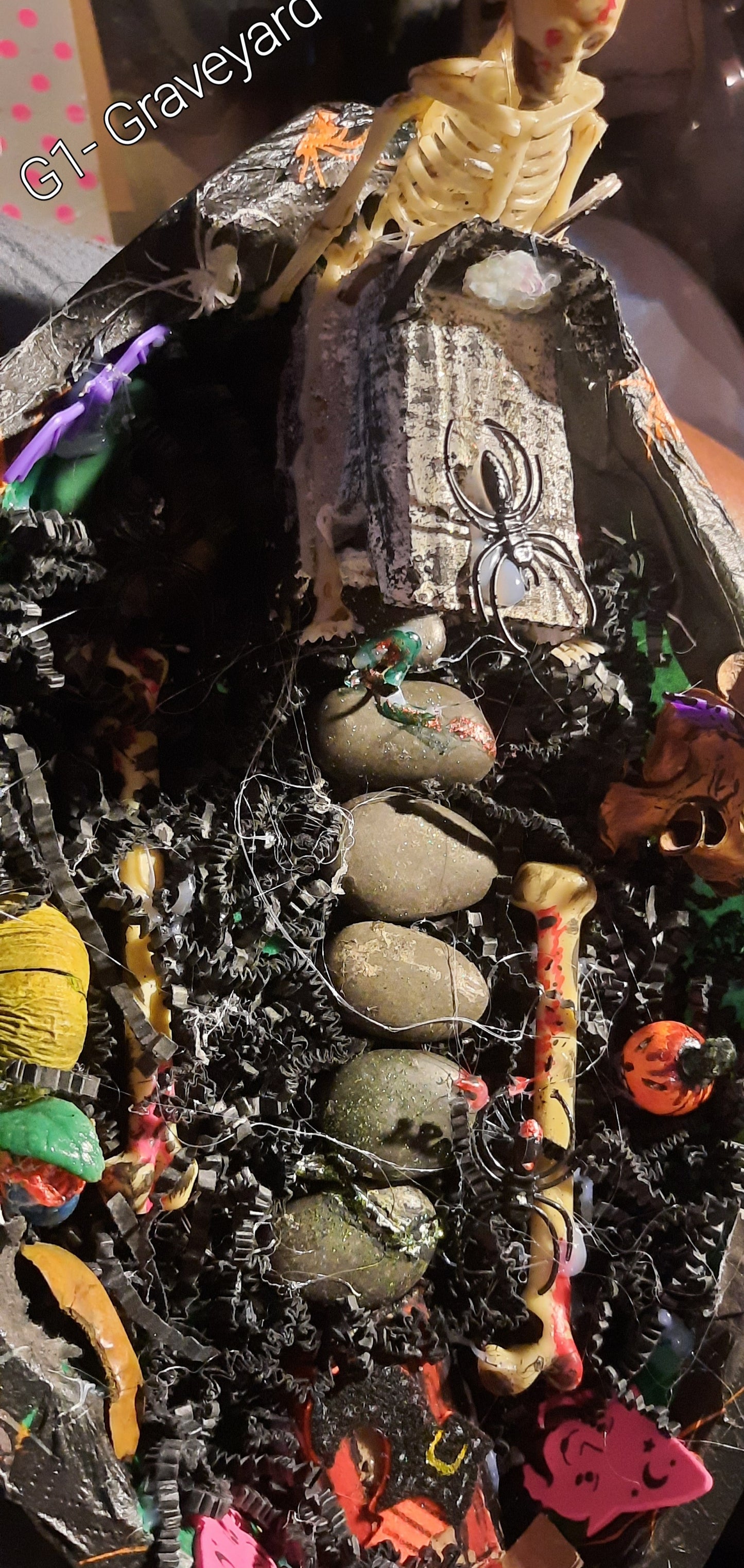 Scary bottles & centerpiece Collection