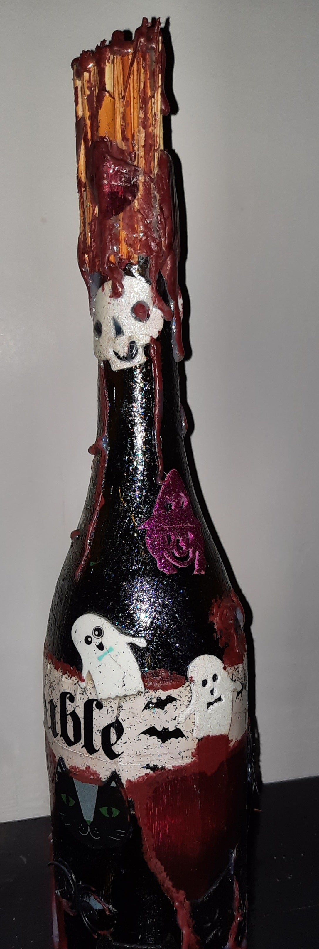 Scary bottles & centerpiece Collection