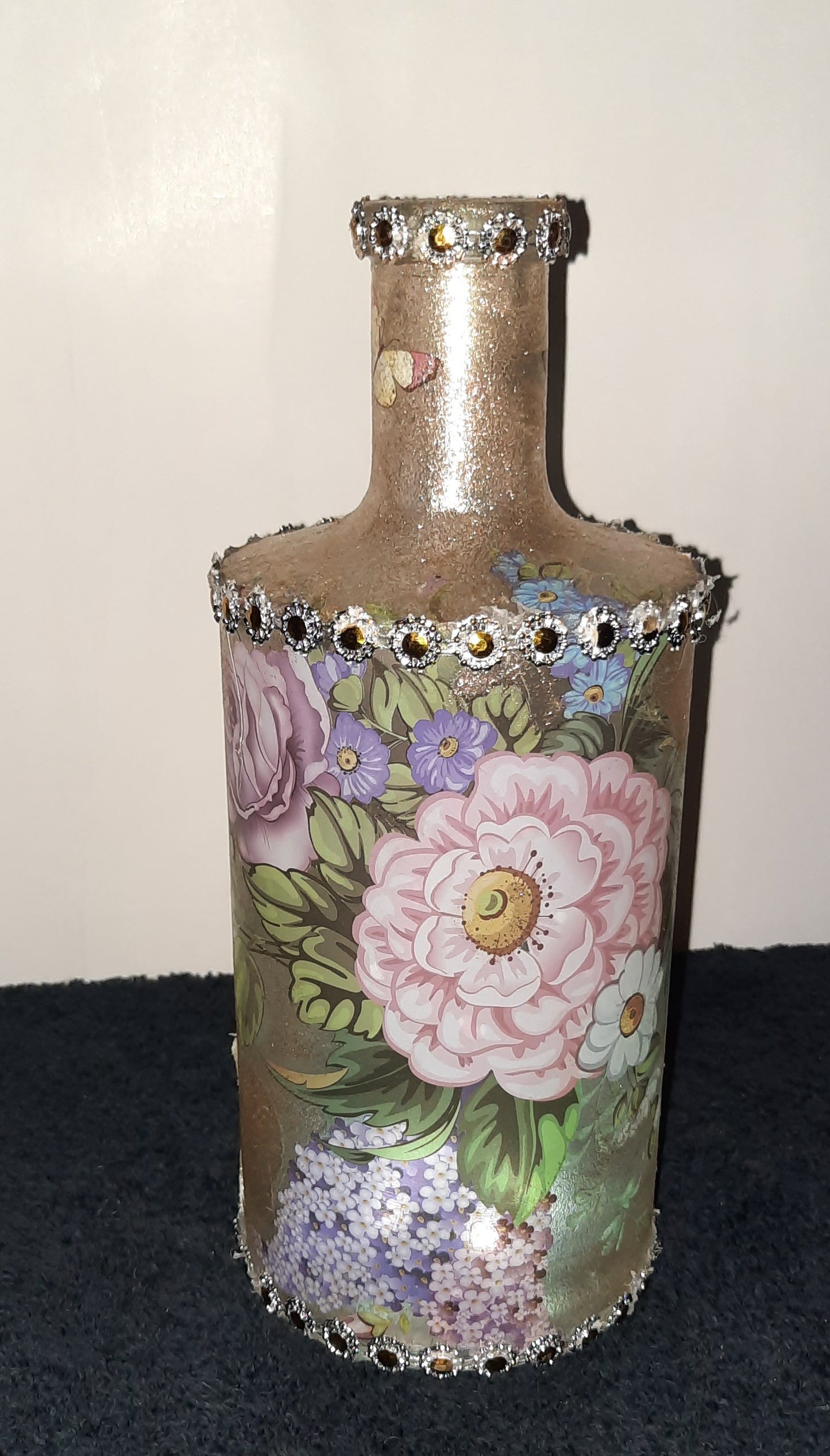 Summer blossom with nightlight
